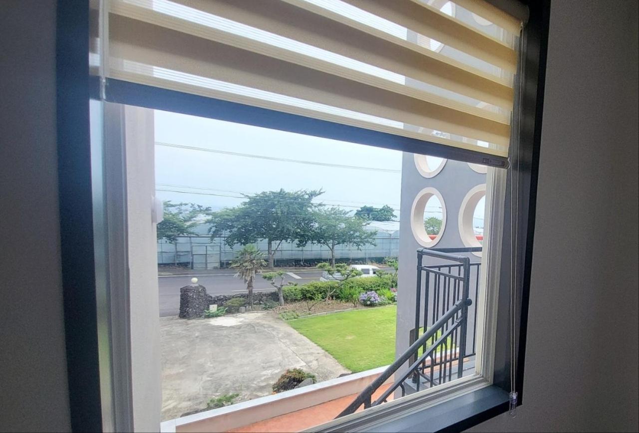 Jeju Soroan Pension Seogwipo Exteriör bild